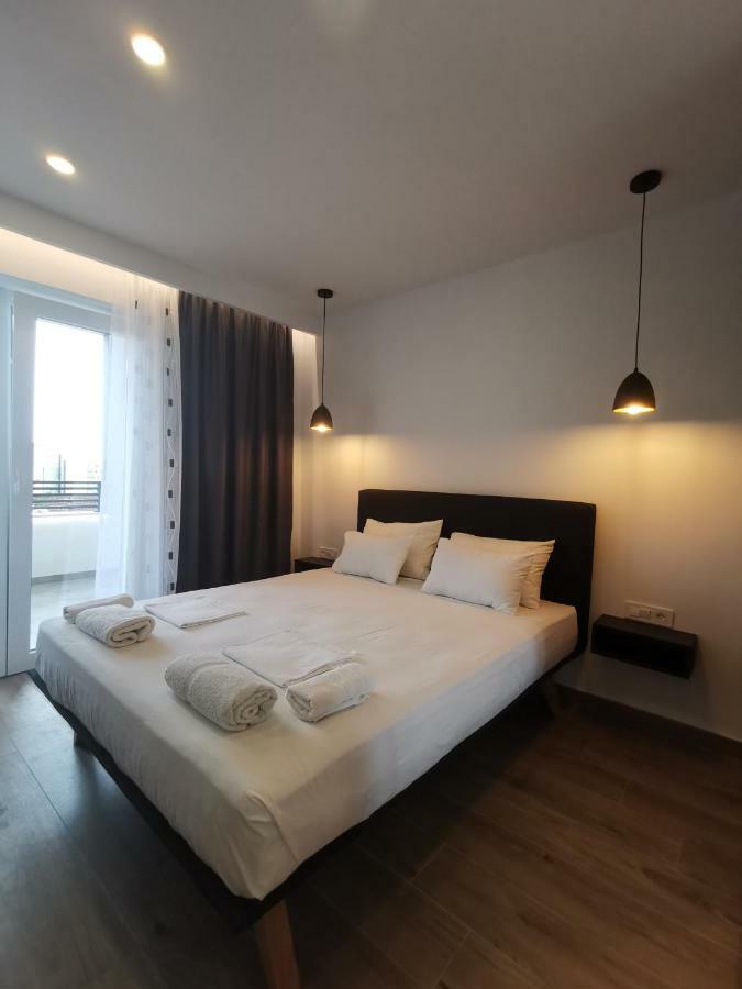 Apartments Tonkita With Jacuzzi Макарска Экстерьер фото